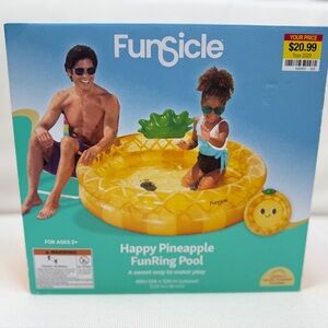 Funsicle Pineapple Splash Pool - Yellow - NWT